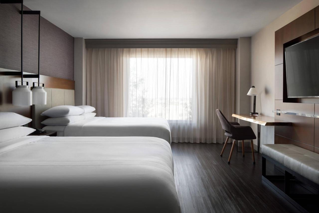 Visalia Marriott At The Convention Center Hotel Kültér fotó