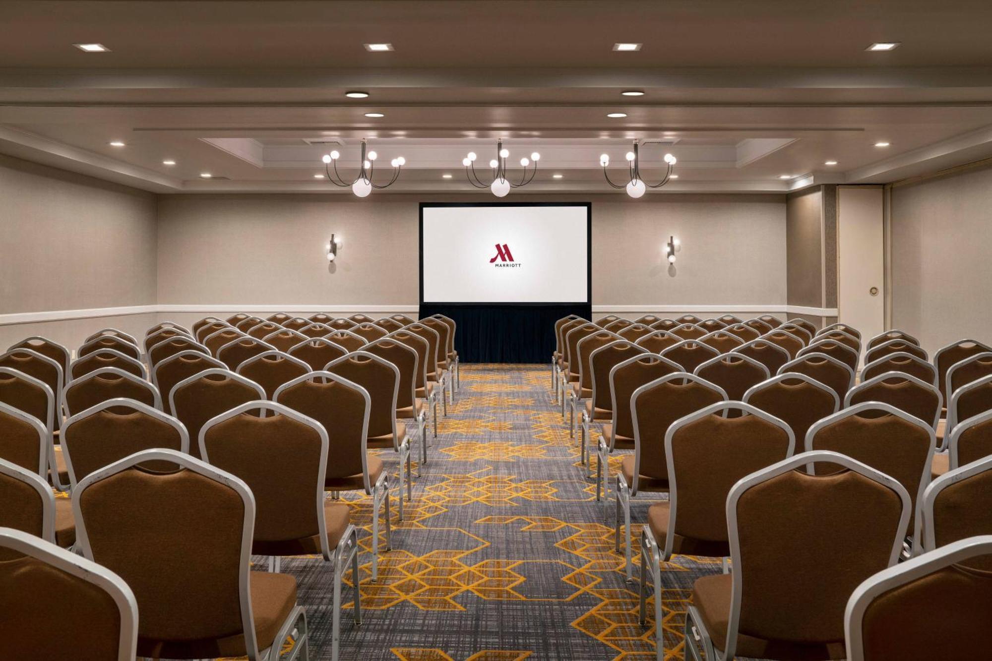 Visalia Marriott At The Convention Center Hotel Kültér fotó