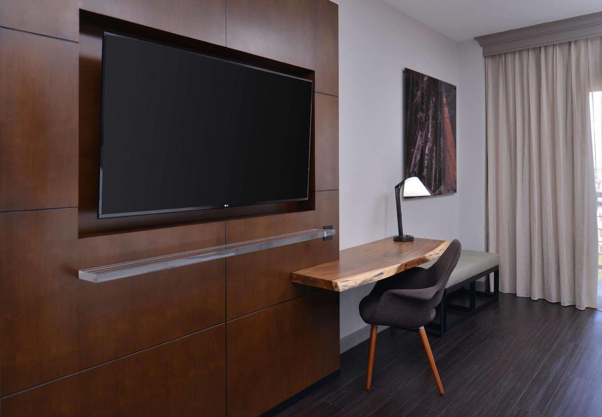 Visalia Marriott At The Convention Center Hotel Kültér fotó